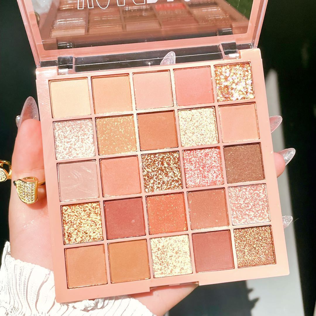 MGL Back Eyeshadow Palette